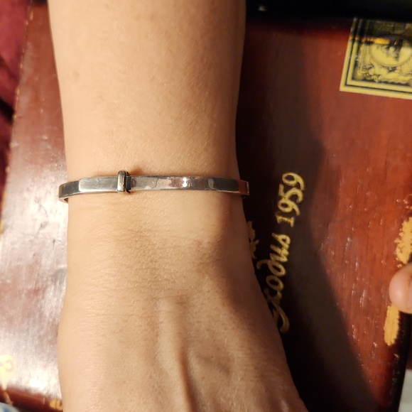 Mexico Sterling Silver Bracelet - Picture 1 of 4